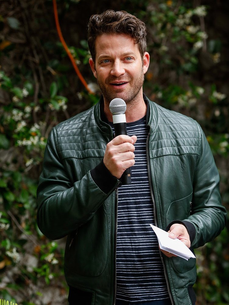 Nate Berkus acts as moderator during Love It or Hate It game