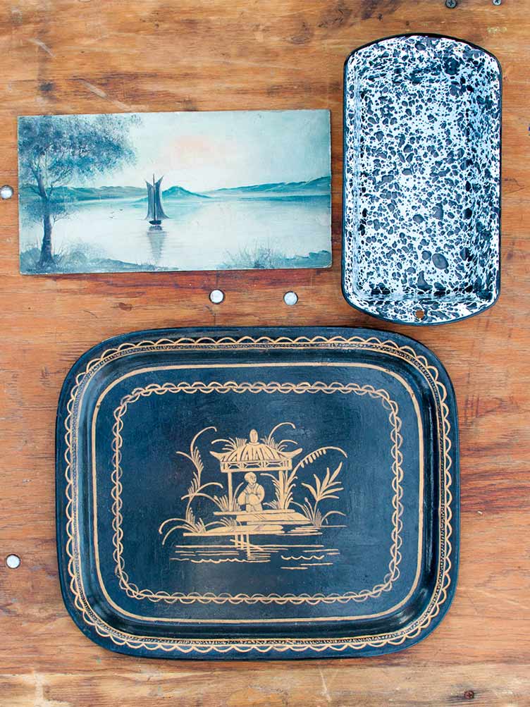 Vintage blue and white trays available for purchase on Chairish.