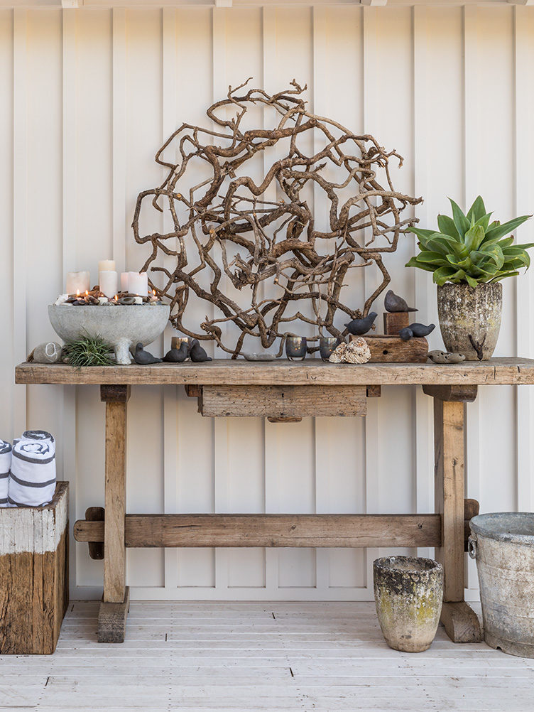 garden ideas, outdoor furniture, outdoor console table, planters, planks, California gardens