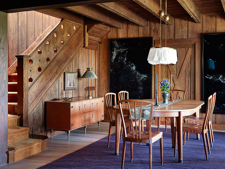 Anne Hathaway Dining Room