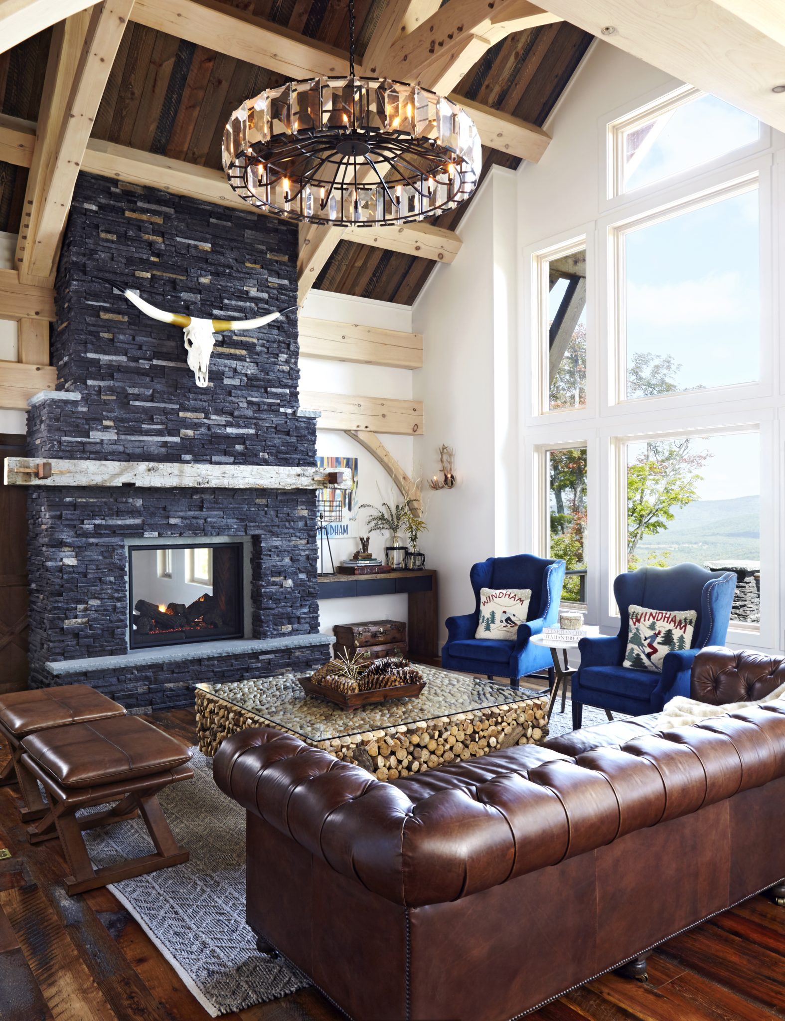 Mountain Lodges & Cabin-Inspired Interiors - Chairish Blog