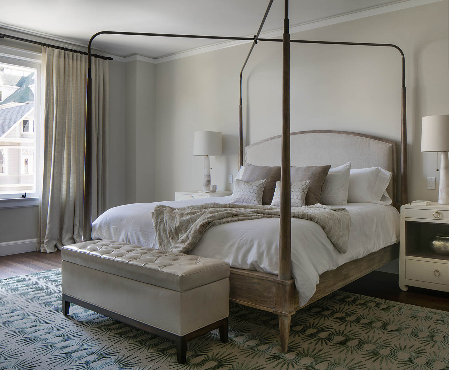 32 Stylish Bedrooms with Upholstered Headboards - Chairish Blog