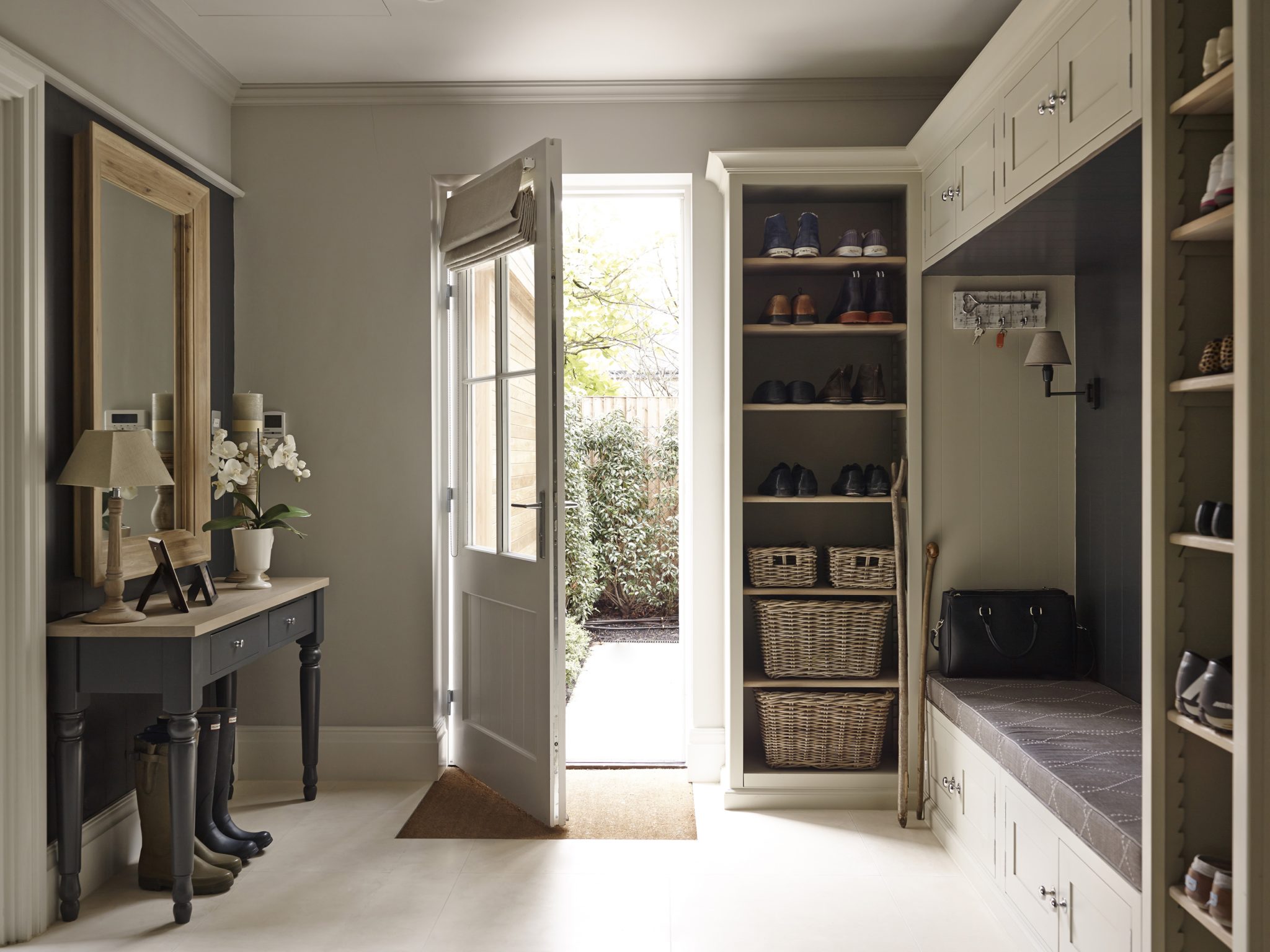 10 Elegant Mudroom Designs Chairish Blog 10 Elegant Mudroom Designs Chairish Blog