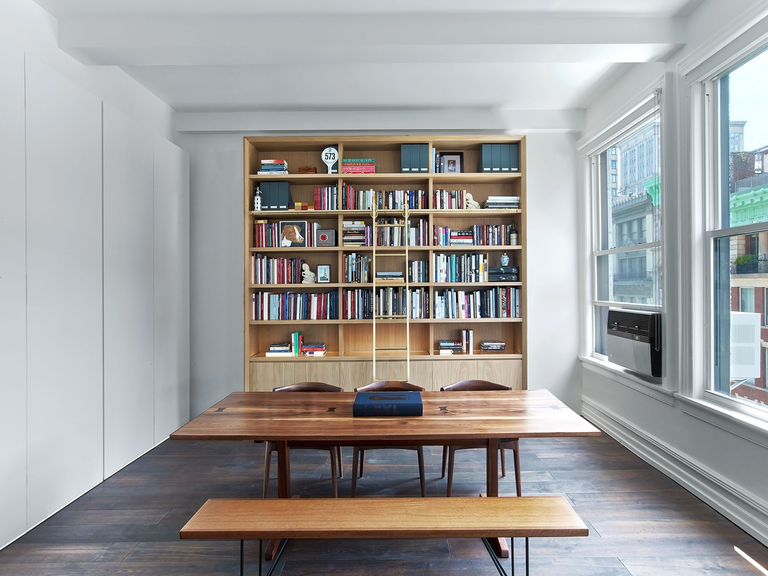 Inside a Minimalist New York City Apartment Filled with Natural Light ... - New York Apartment Minimalist Design