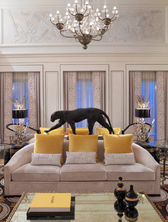 Throw Pillow Arrangement Ideas Chairish Blog