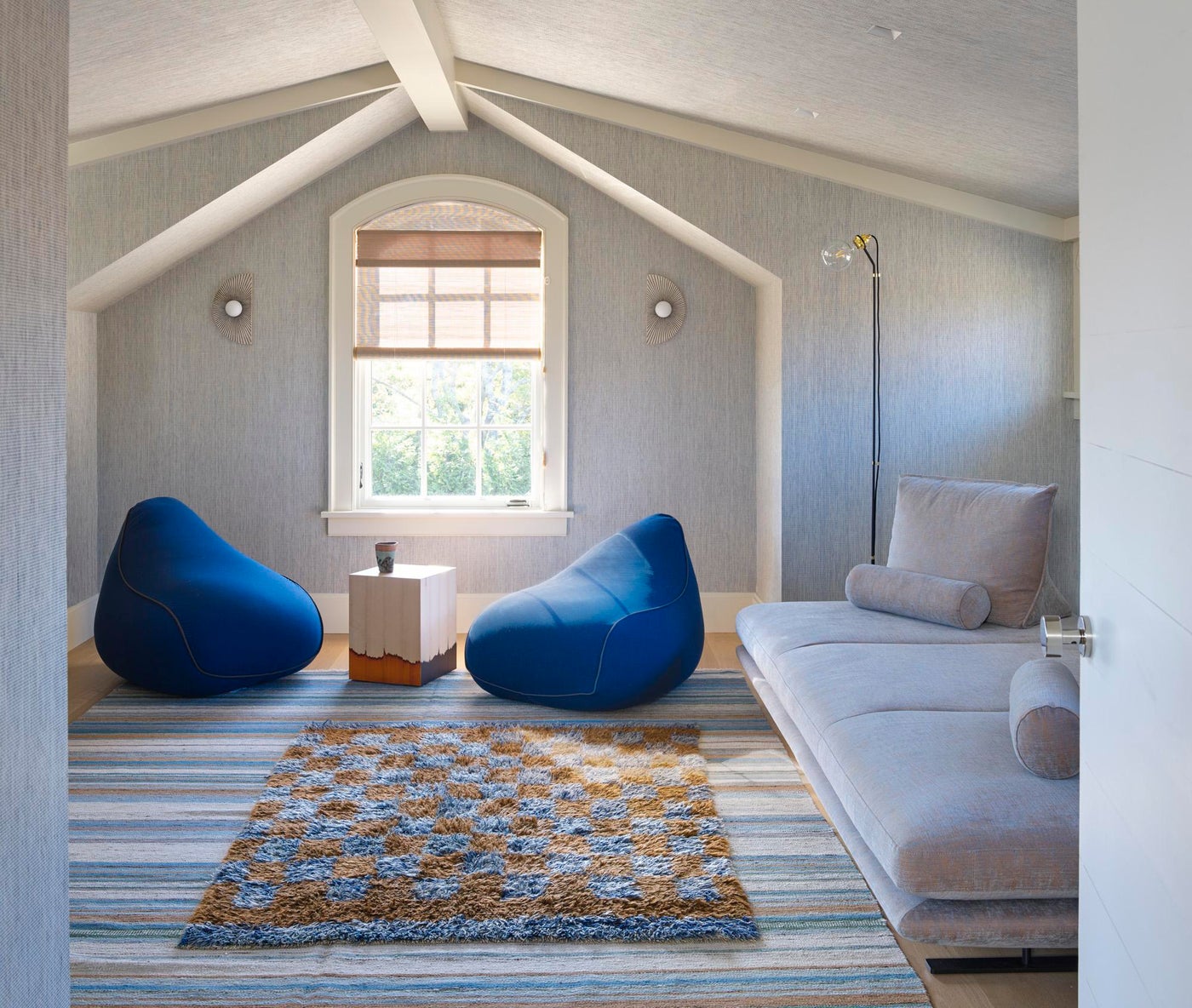 10 Movable Floor Seating Ideas For Every Room Chairish Blog