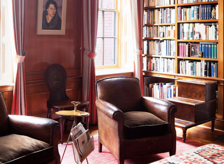 Read Up On It! How to Decorate a Classic Study