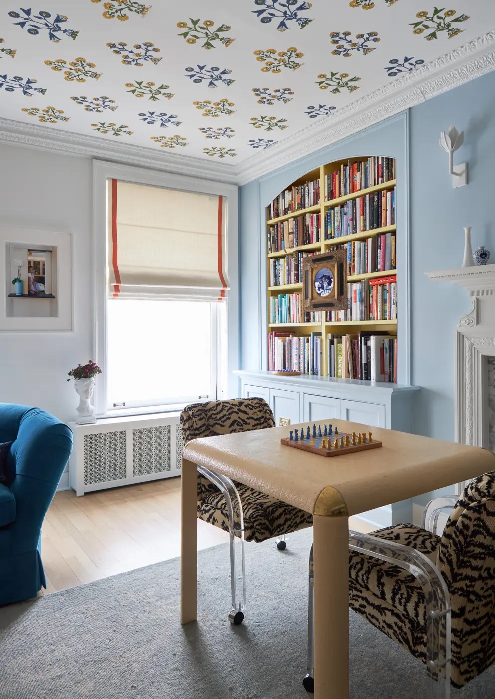 5 Reasons Why You Should Be Buying Used Furniture