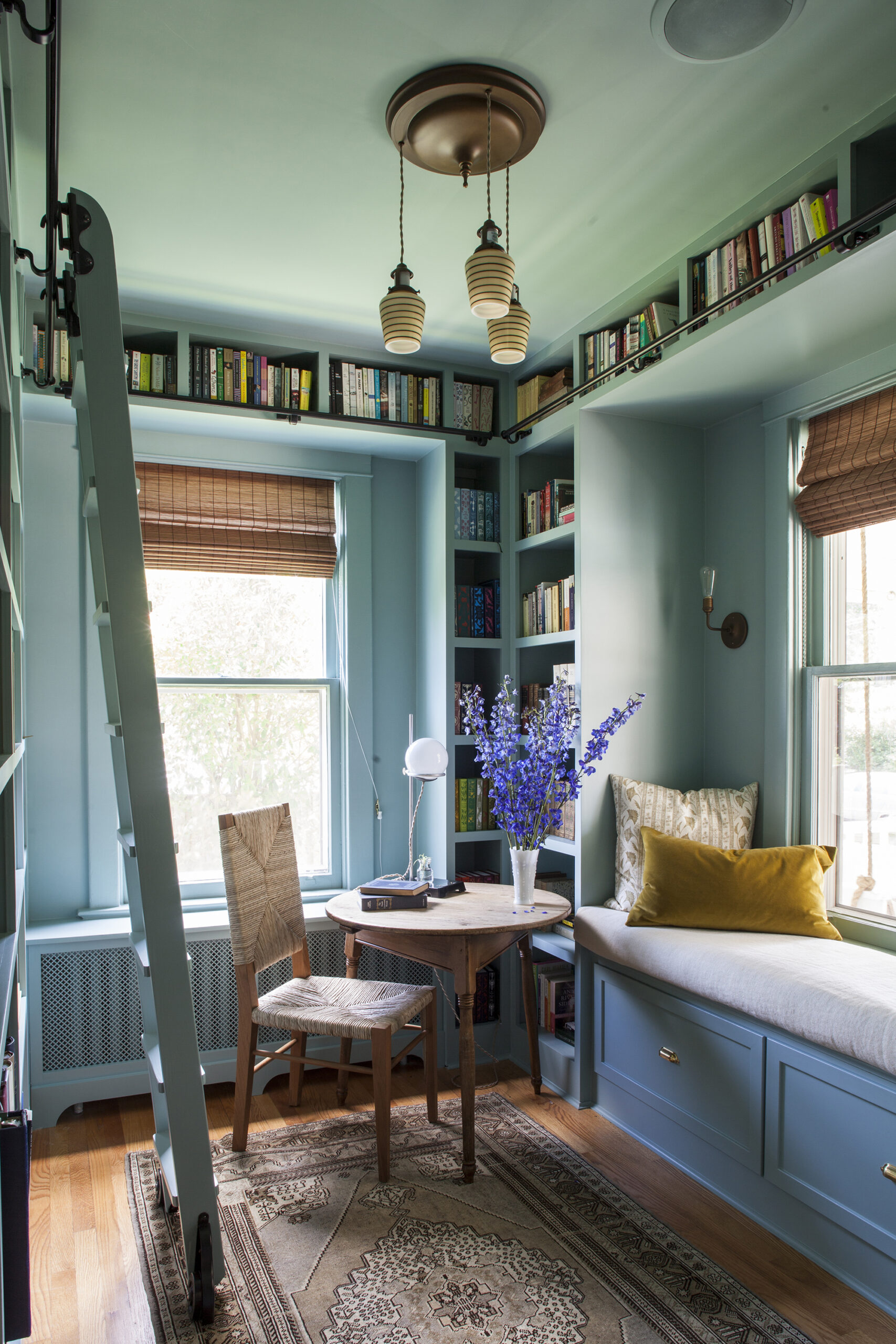 Livable, Laidback Interiors With Lauren Liess - Chairish Blog